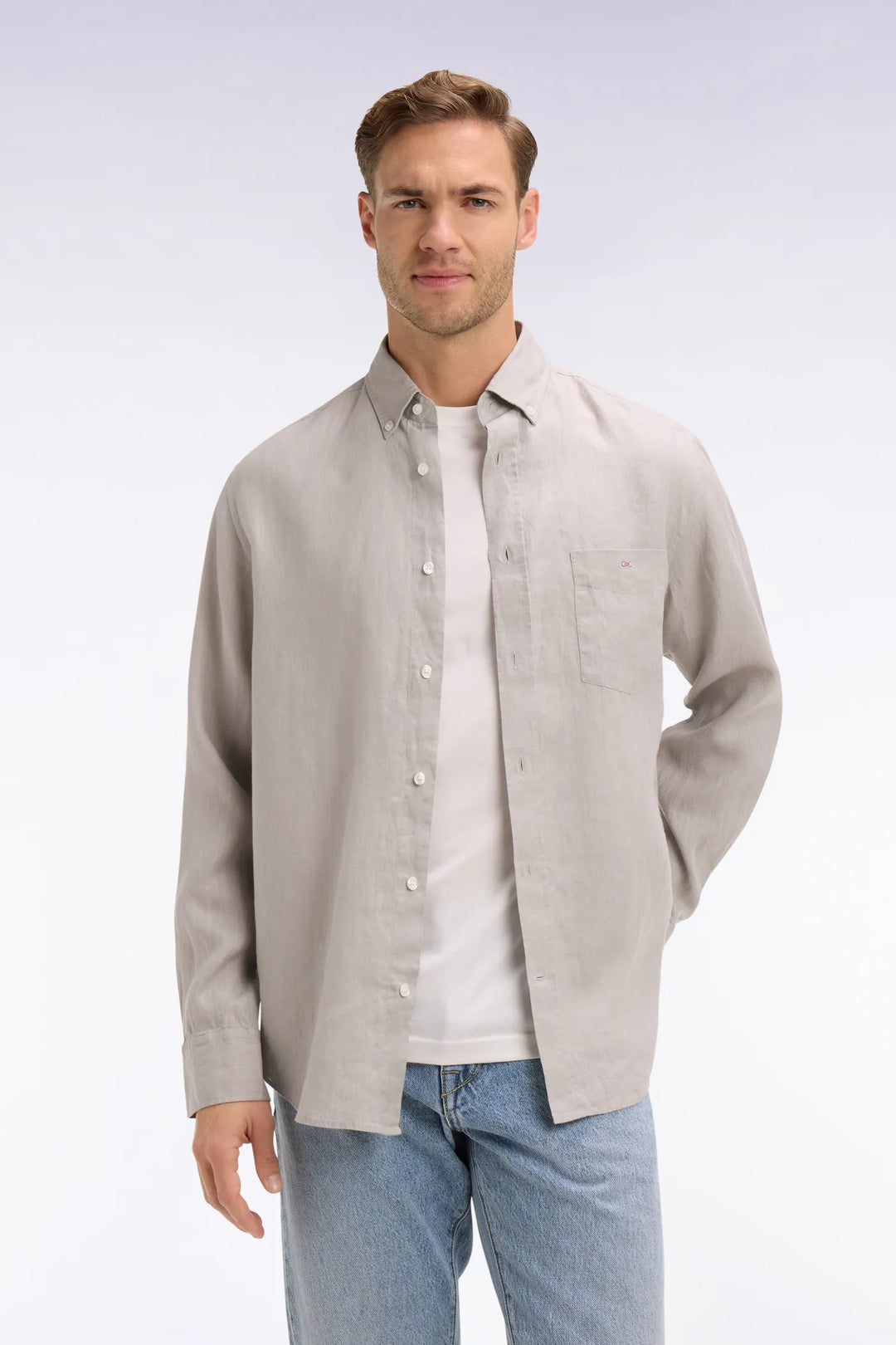 Straight-Cut Shirt in Grey Linen