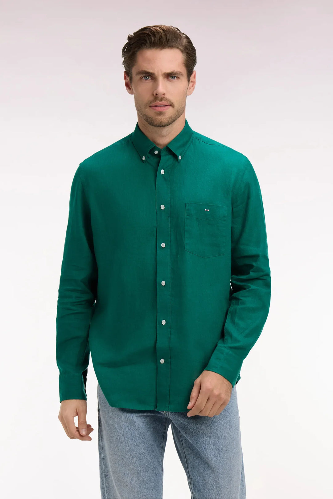 Straight-Cut Shirt in Mint Green Linen