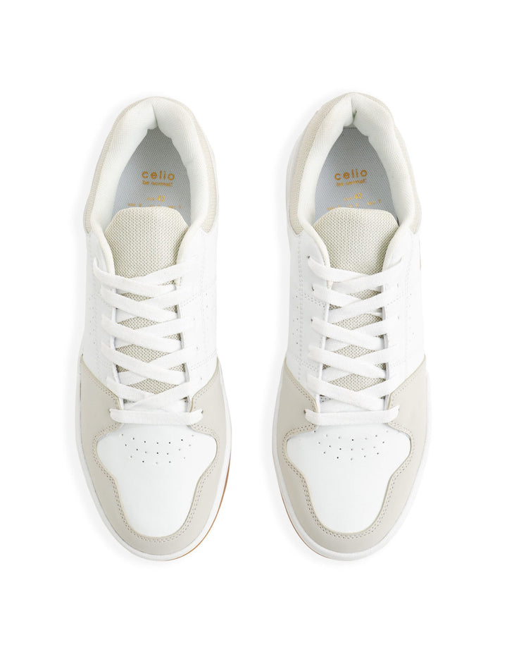 Sneakers - White