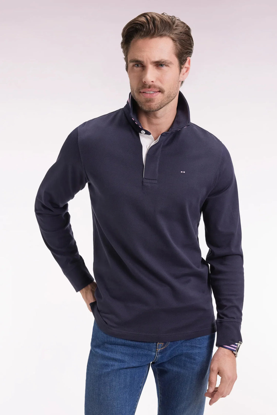 Long-Sleeved Jersey in Navy Jersey with Striped Collar