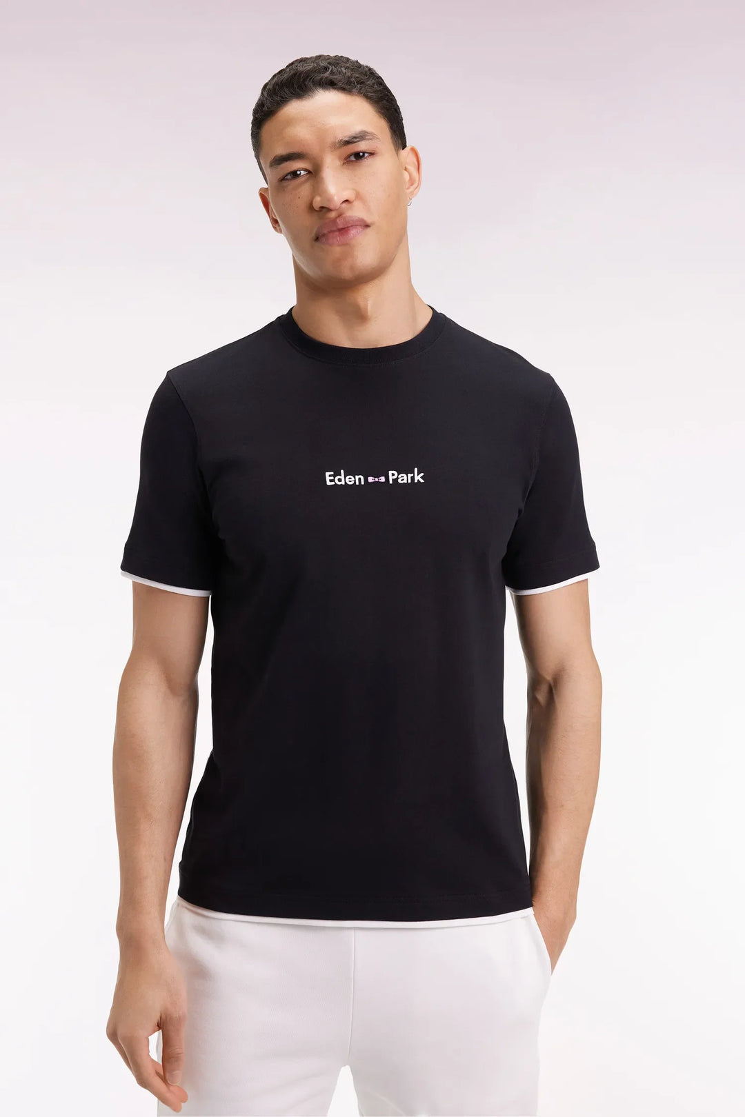 Eden Park Embroidery Short-Sleeved T-Shirt in Black Cotton