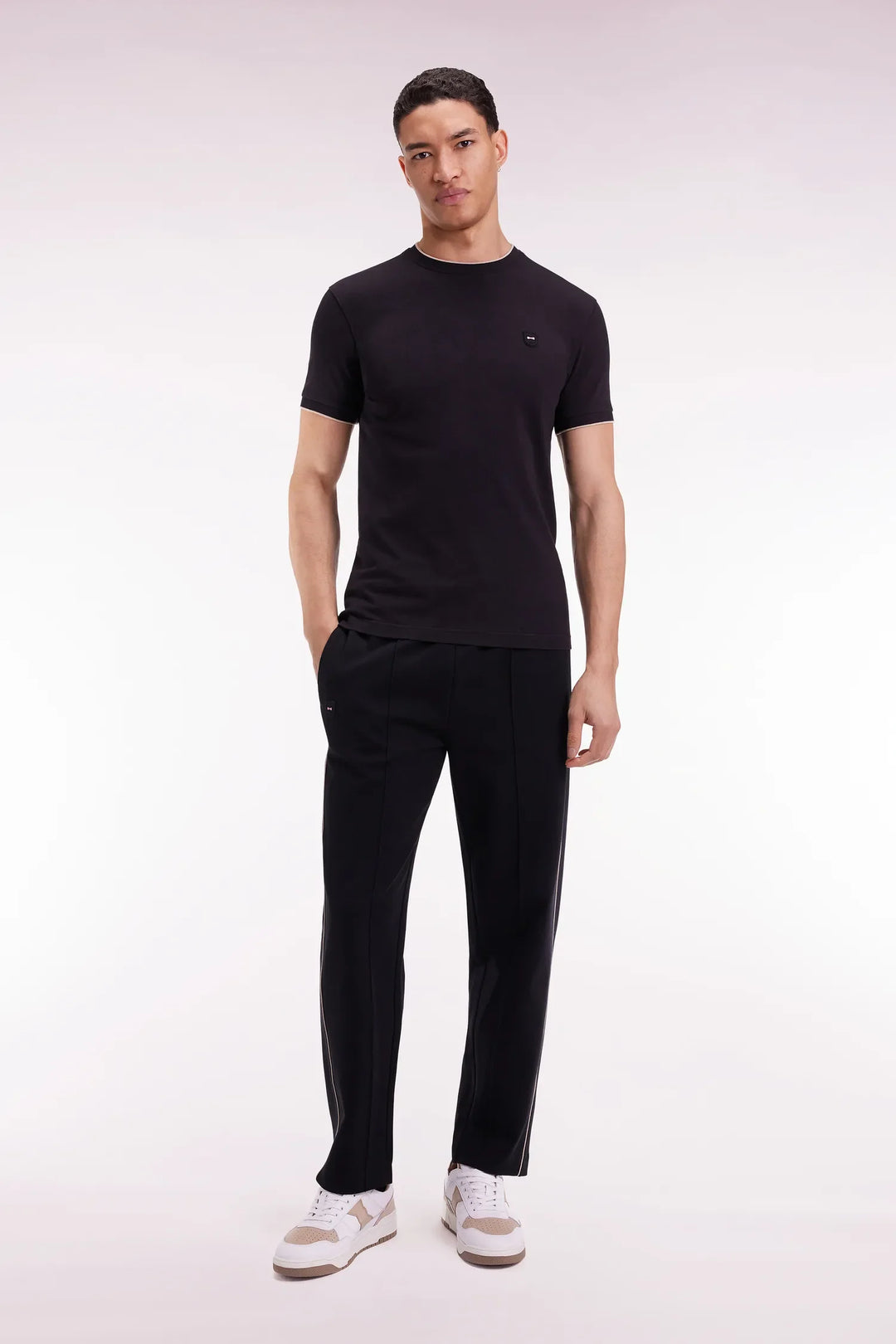 Short-Sleeved Black Stretch Cotton T-Shirt with Slim Fit