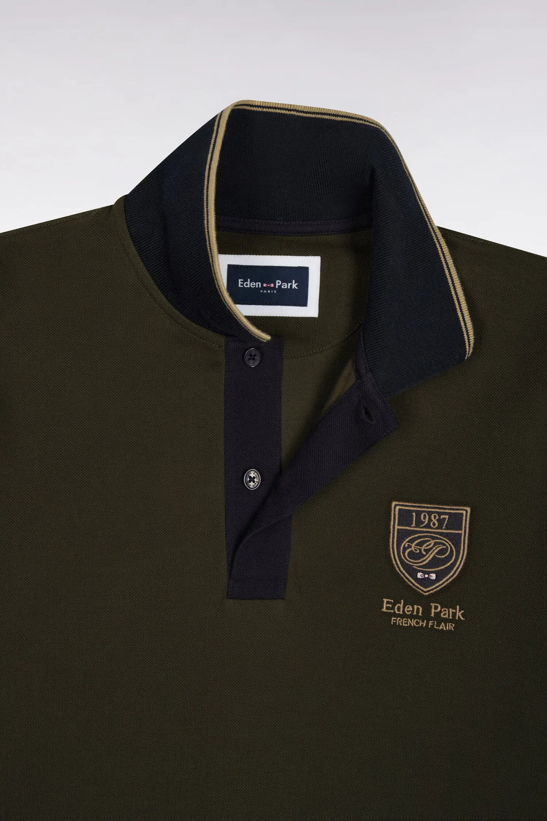 Short-Sleeved Polo Shirt in Green Cotton with Straight-Cut Patch