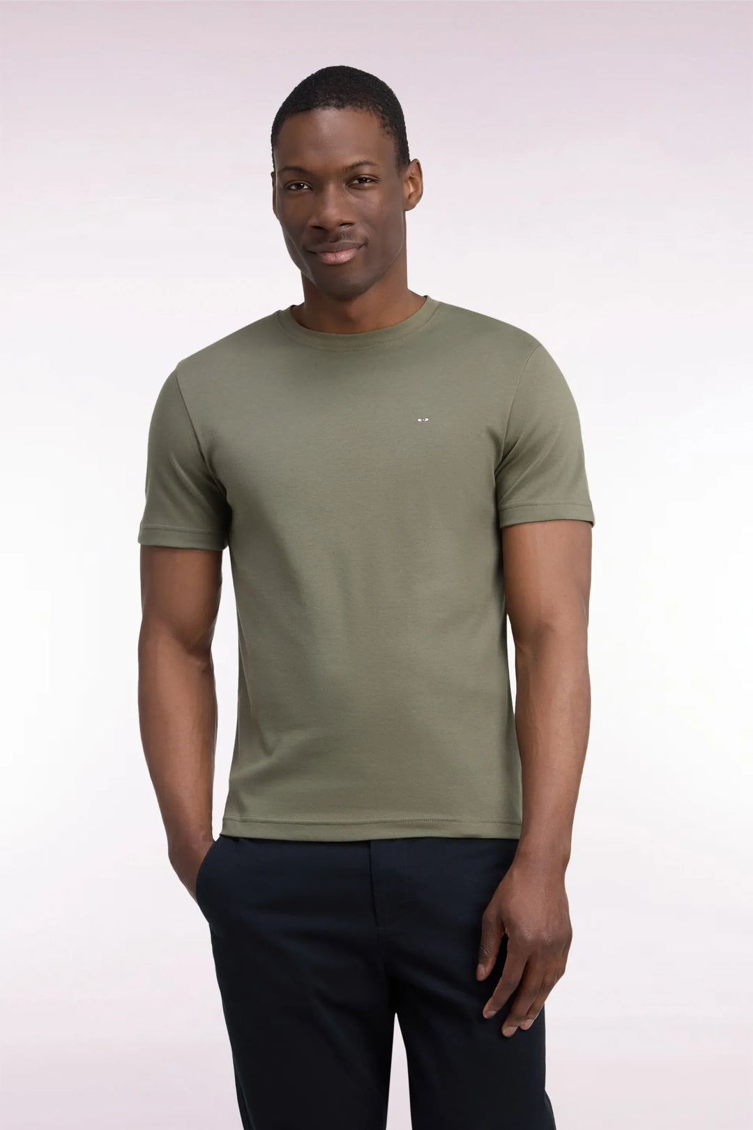 Straight Cut Olive Green Cotton Short-Sleeved T-Shirt