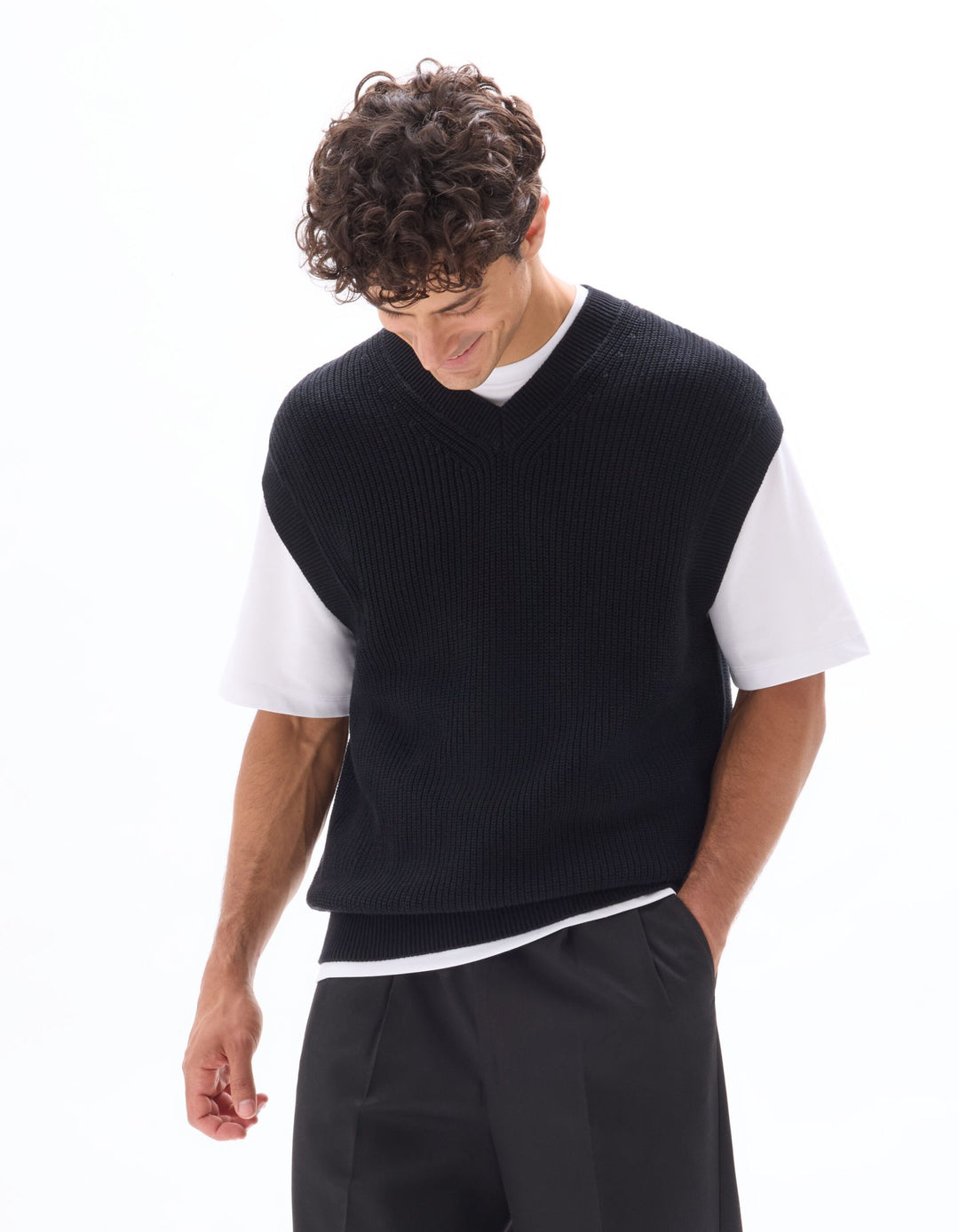 CREW NECK JUMPER - Black