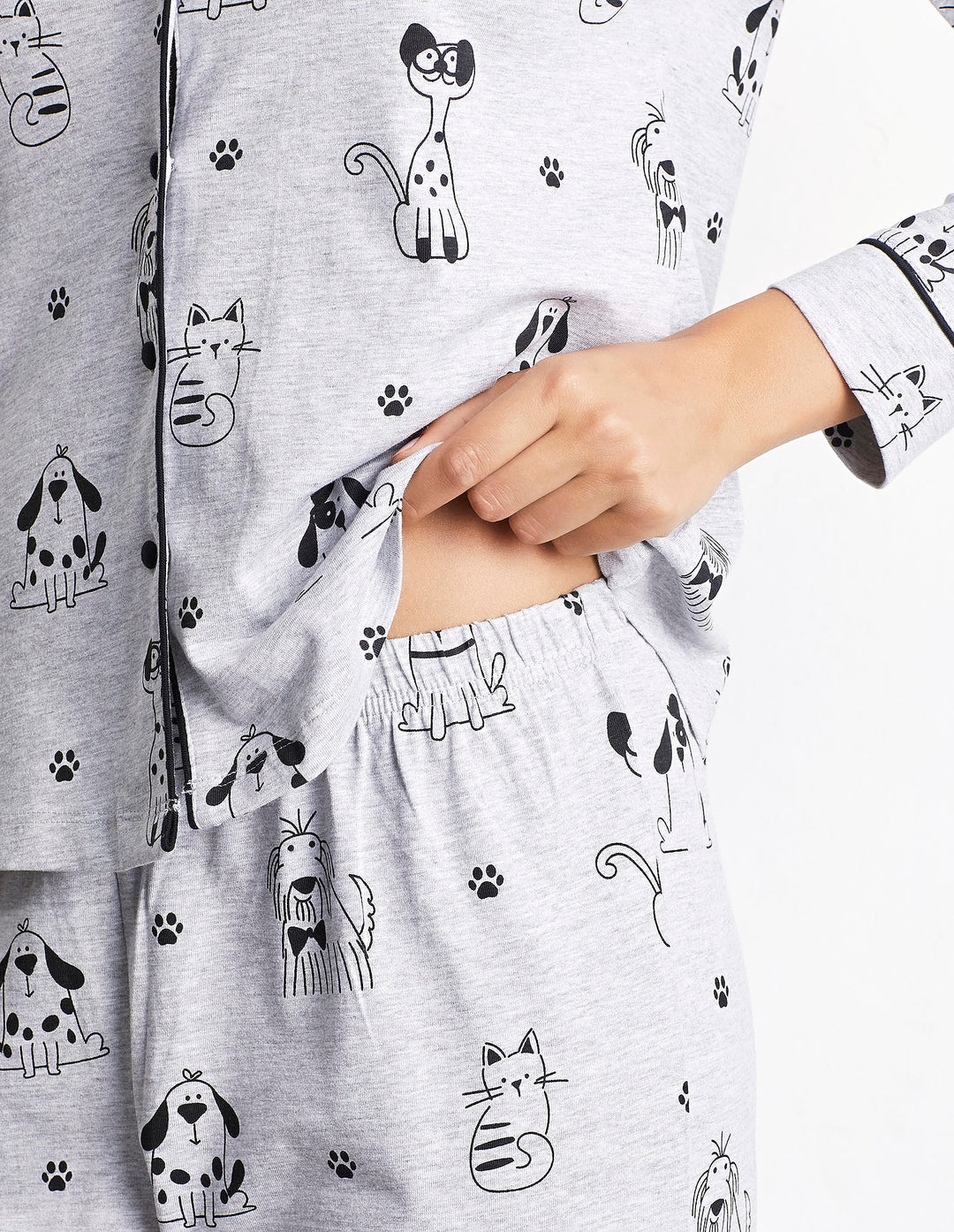 Long-Pyjamas with front opening - Printed