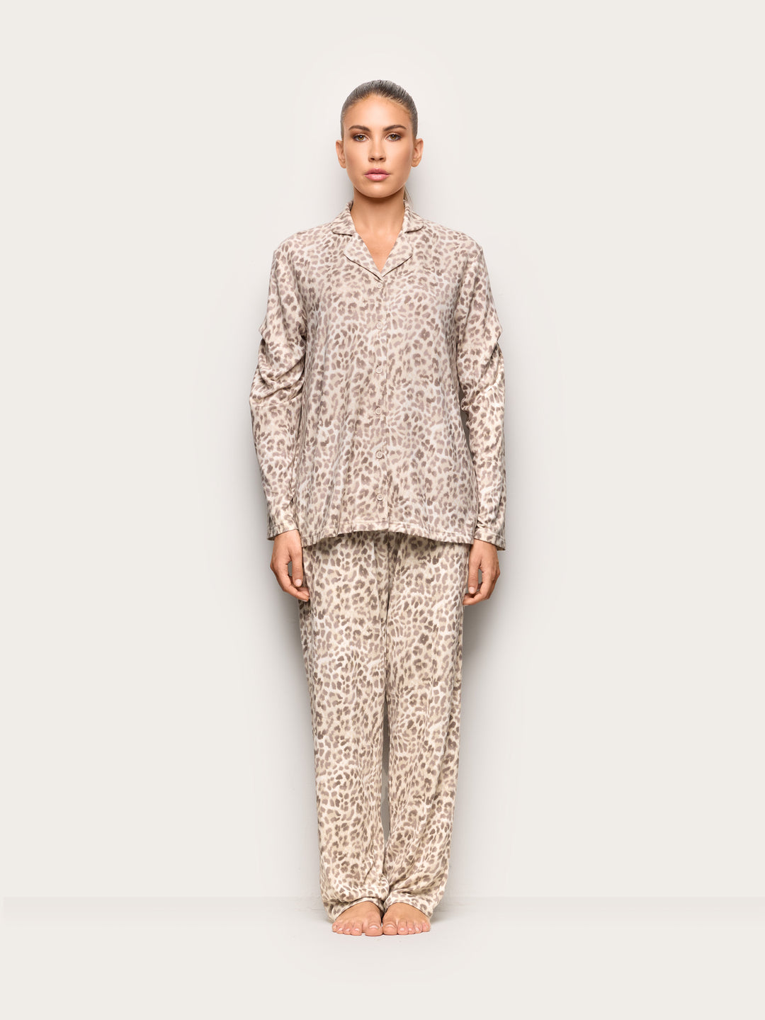 Long-Pyjamas With Front Opening - Printed