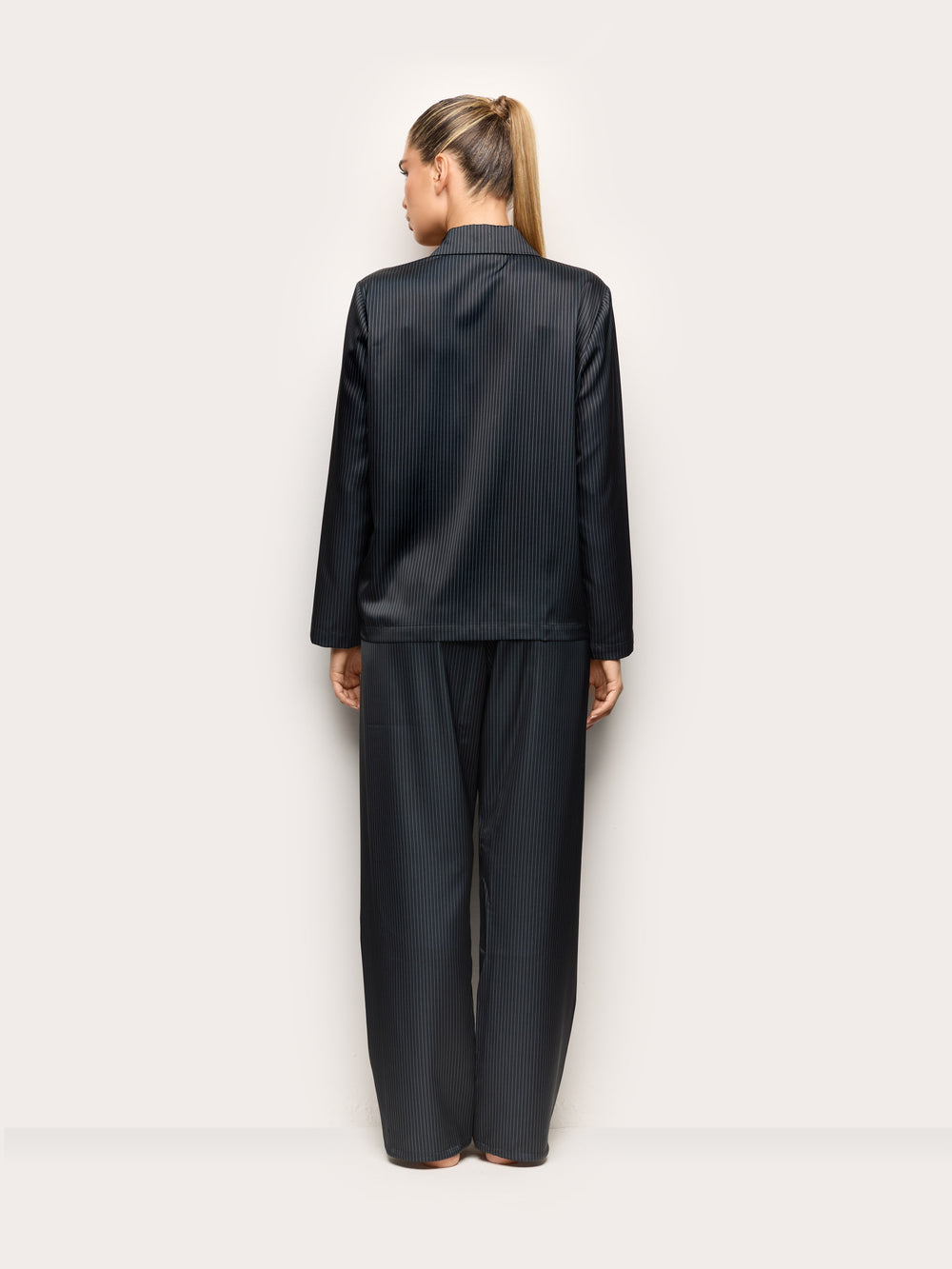Long-Pyjamas With Front Opening - Printed