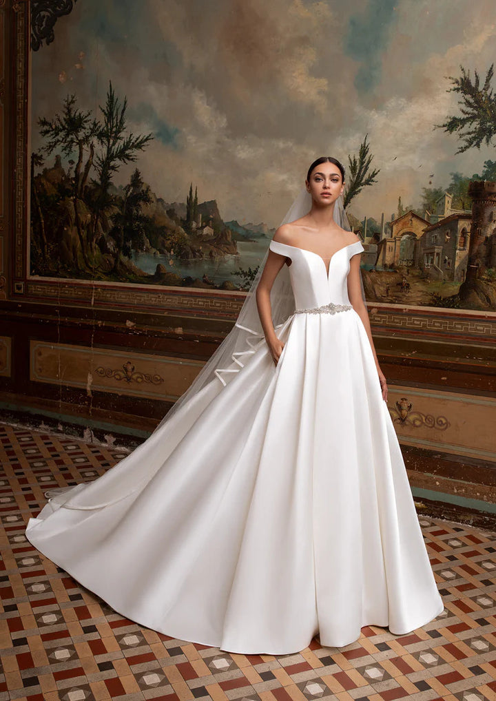 VARUNA - Off White