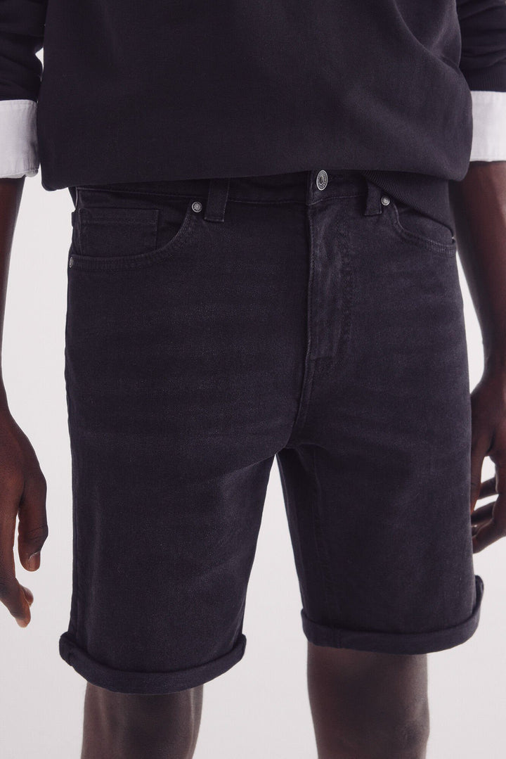 Spring Field Bermudas - Black