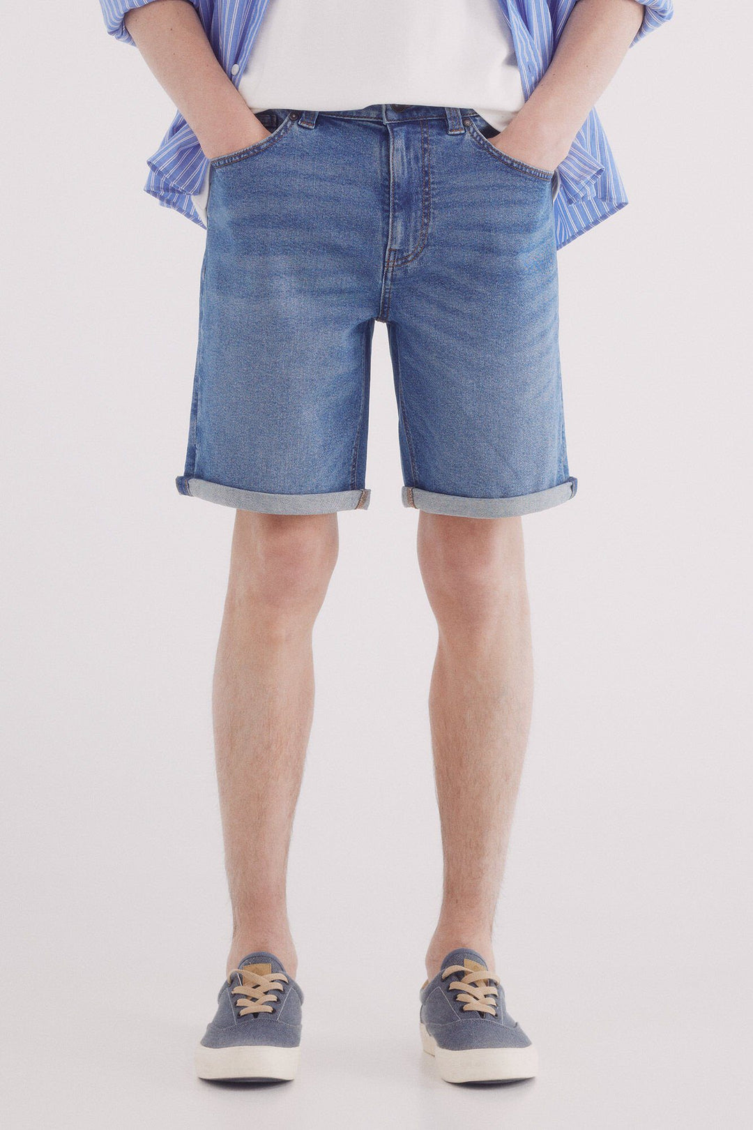 Spring Field Bermudas - Medium Blue