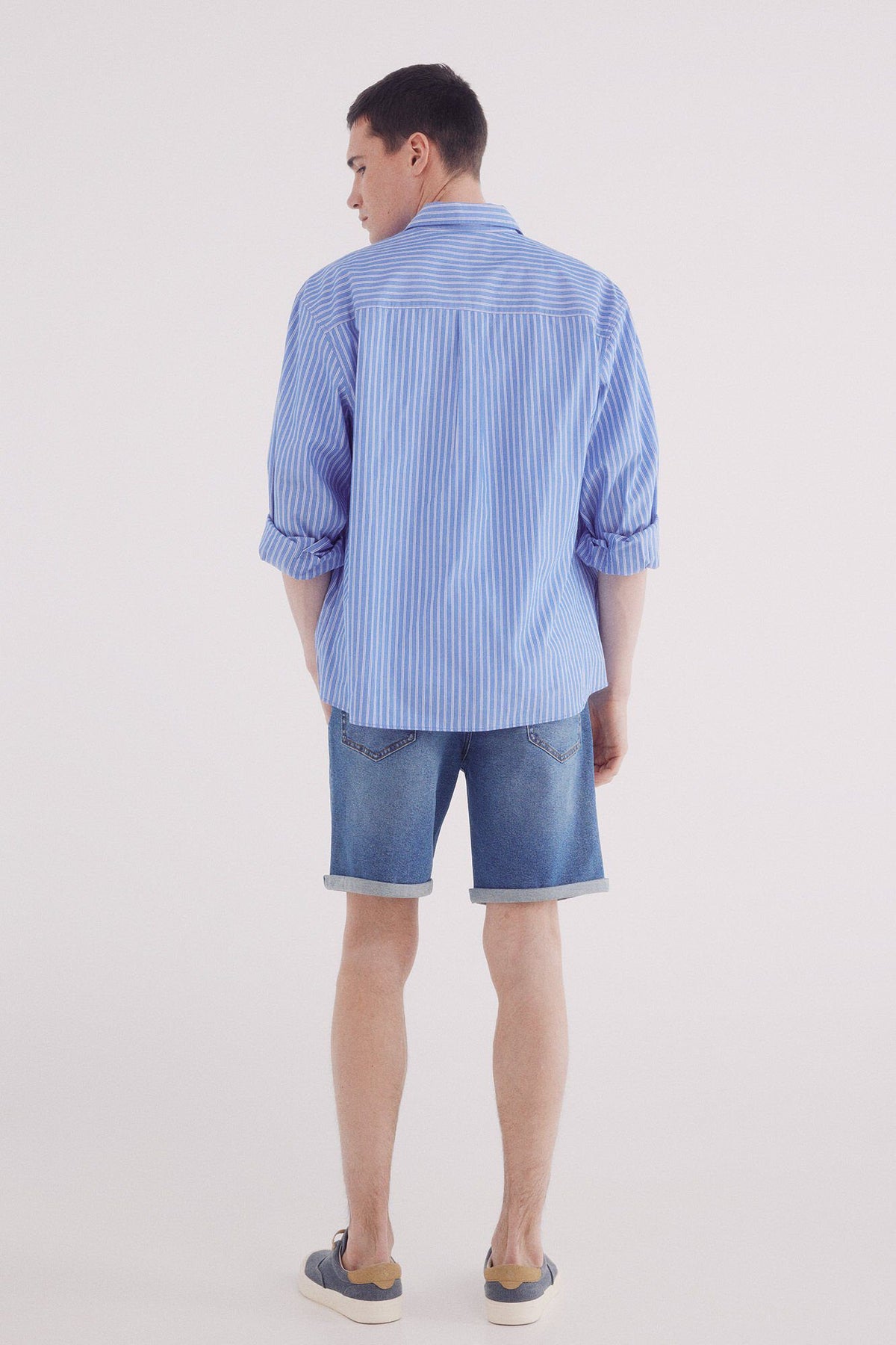 Spring Field Bermudas - Medium Blue