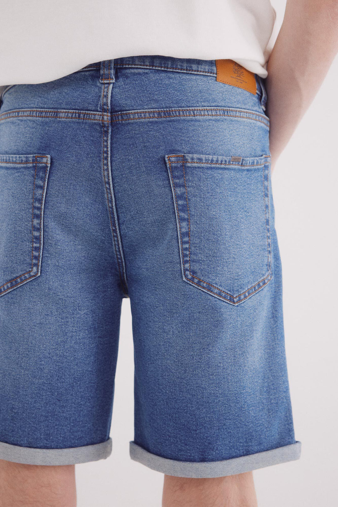 Spring Field Bermudas - Medium Blue