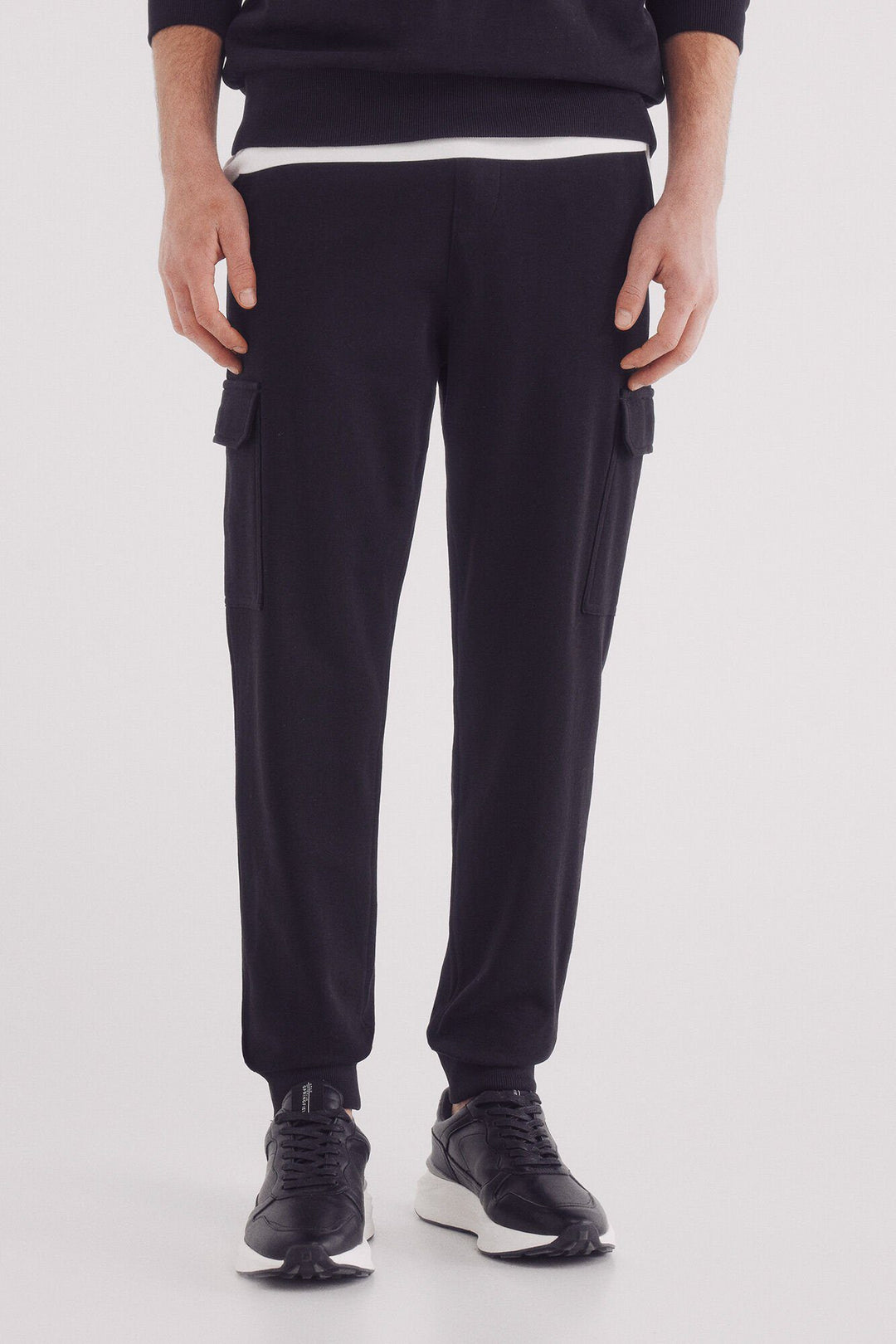 Fleece Jogger Cargo Pants - Black