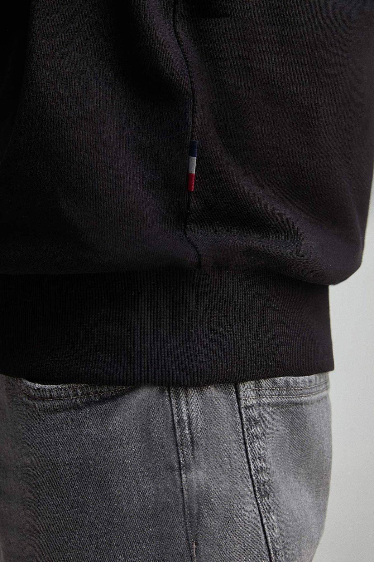 Spring Field Sweatshirts - Black