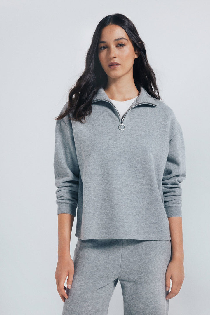 Sweatshirt - Gray