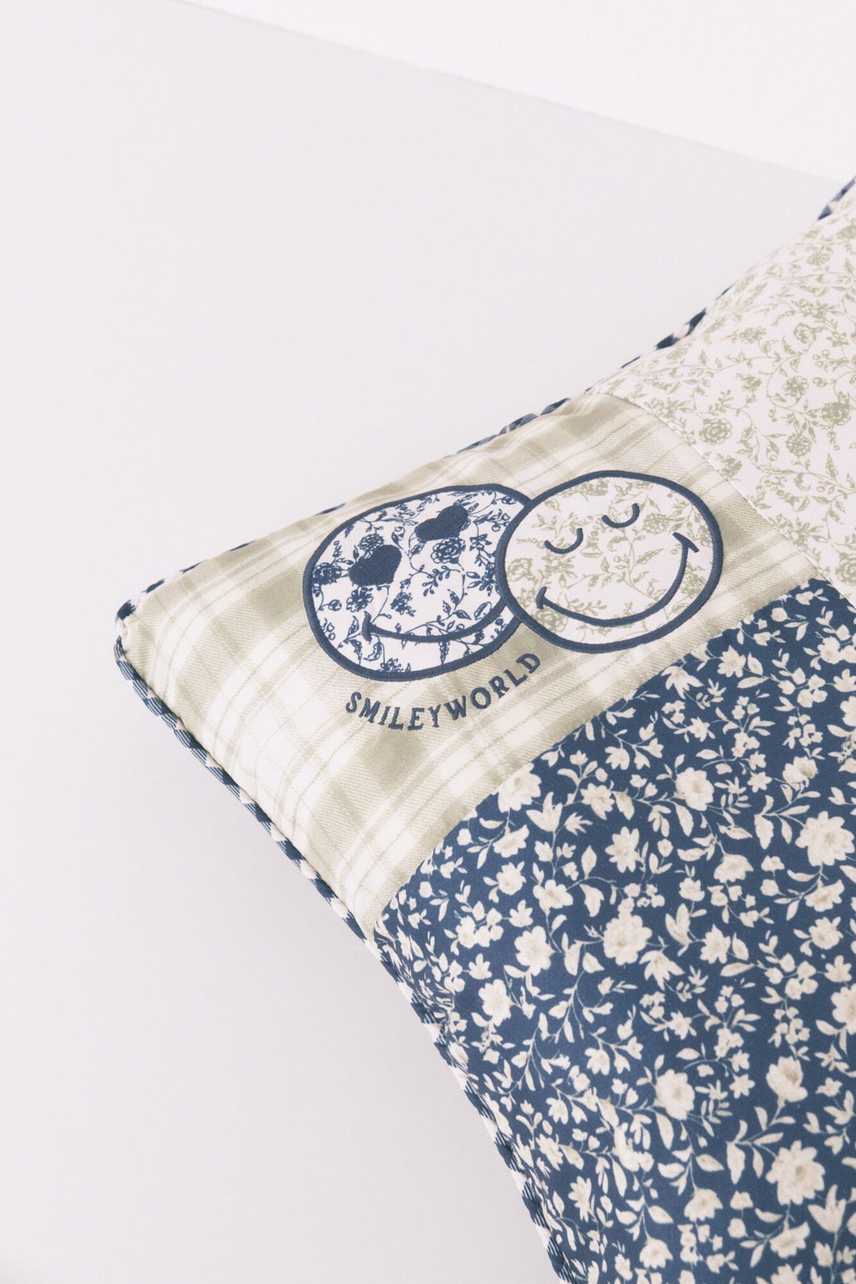 CUSHION - Multicolor
