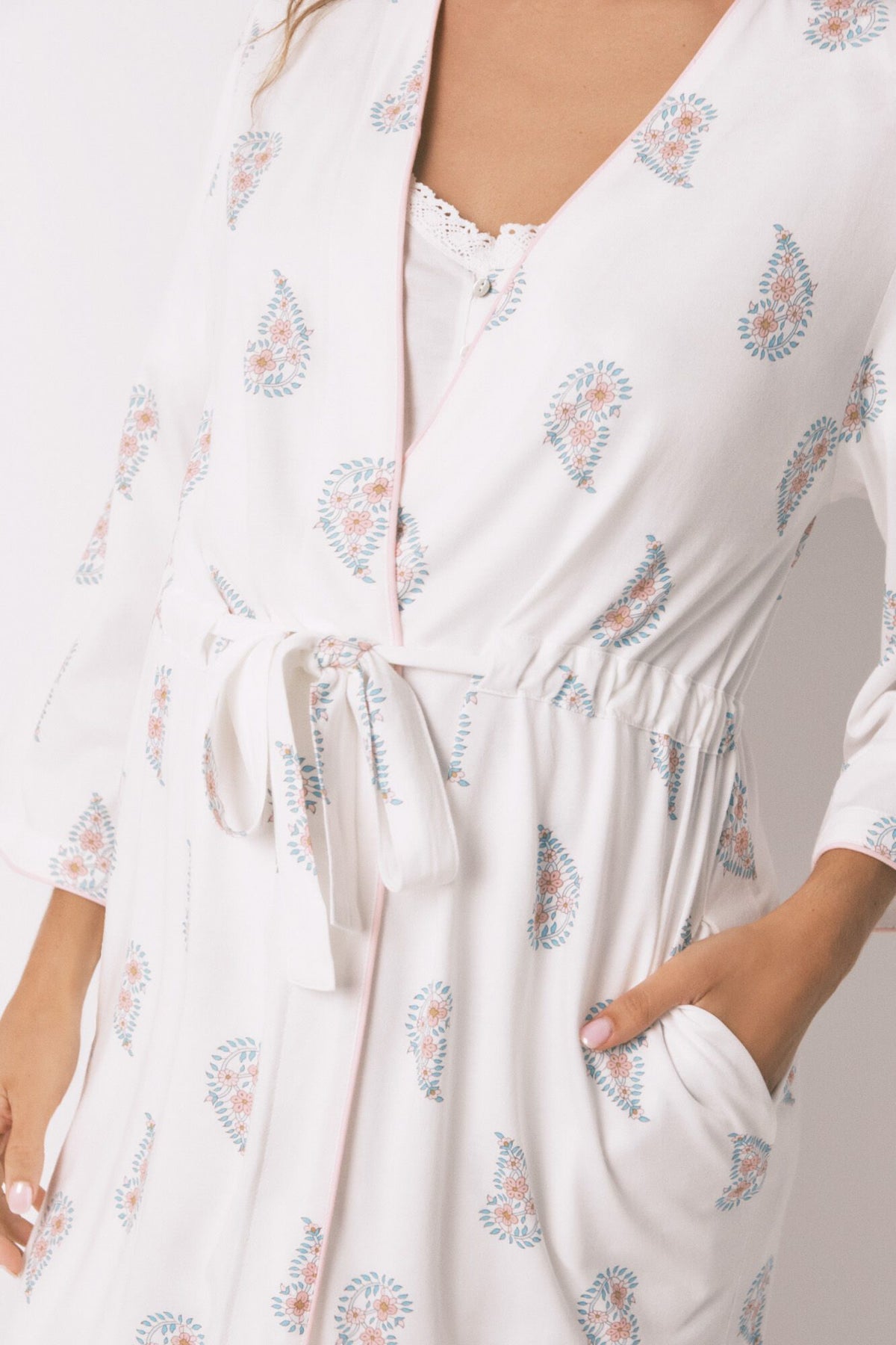 MEDIUM ROBE - Ivory