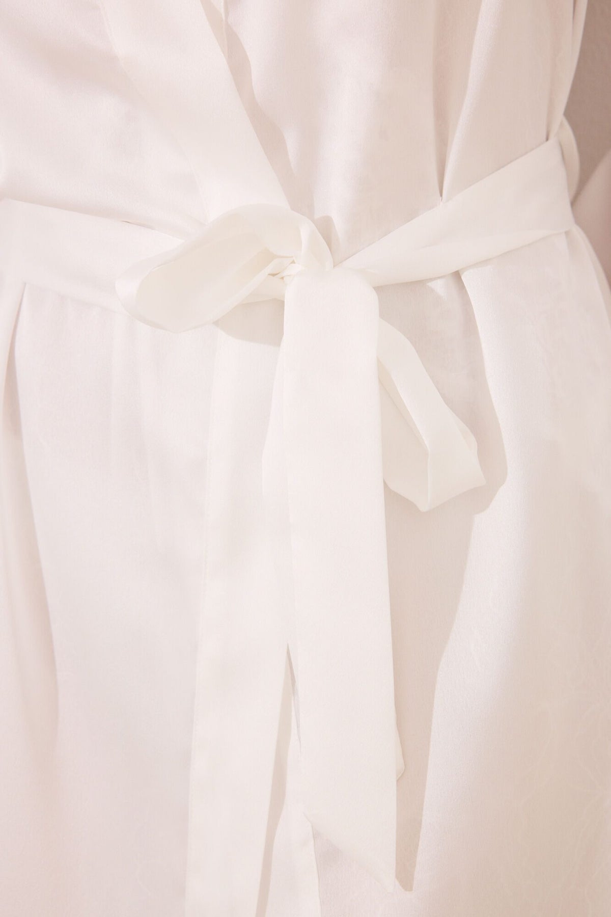 Medium Robe - Ivory