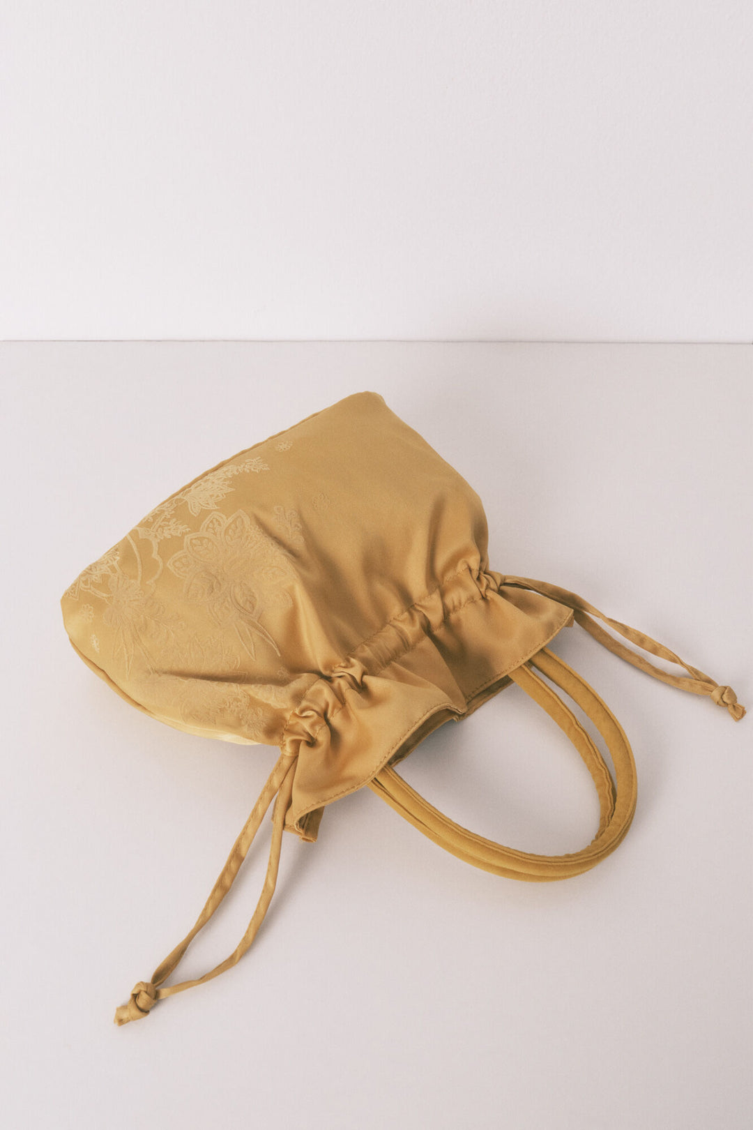 VANITY CASE - Gold Mustard