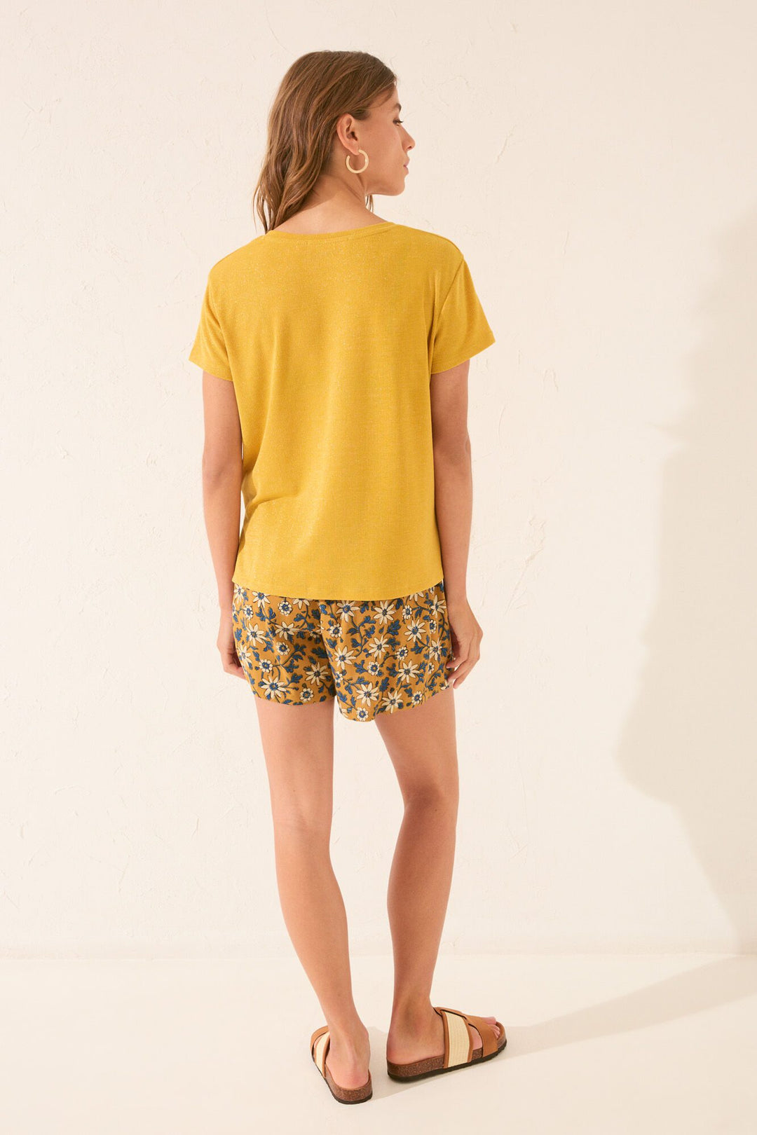 SHORT SLEEVES T SHIRT - Gold Mustard