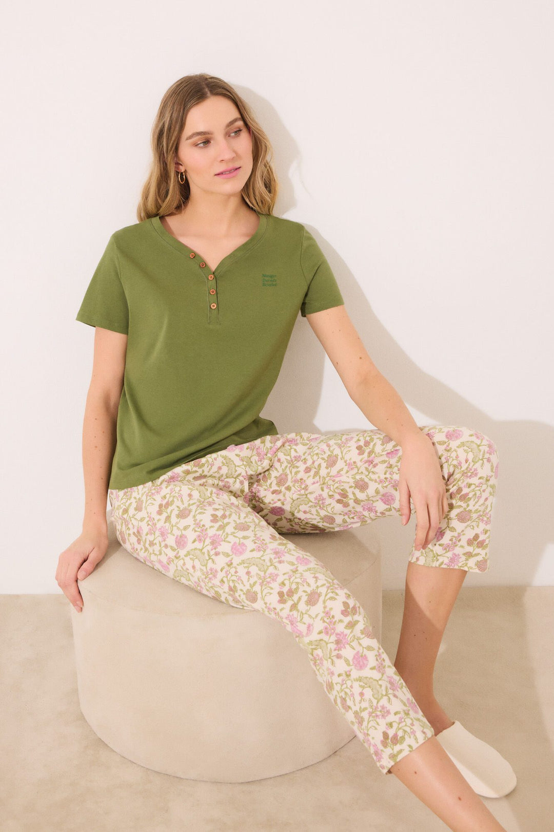 Short Sleeves T Shirt - Dark Khaki