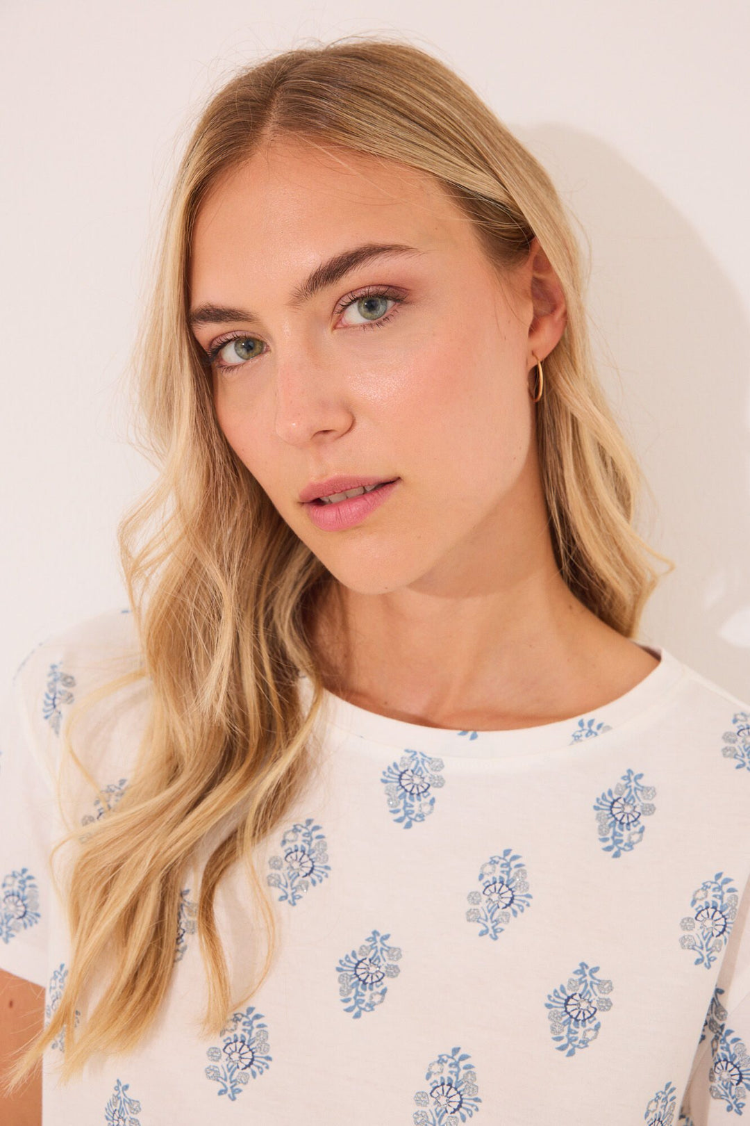 SHORT SLEEVES LONG PANT PYJAMA - White Print