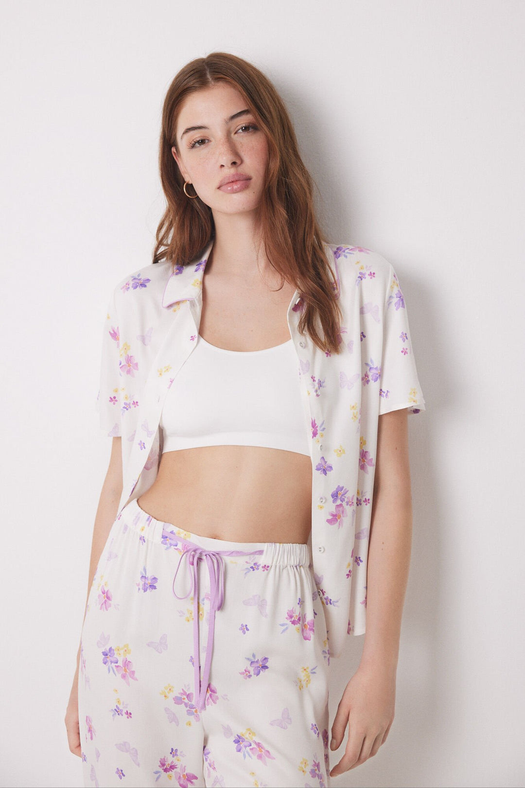 White soft touch shirt pajamas with butterflies - Ivory