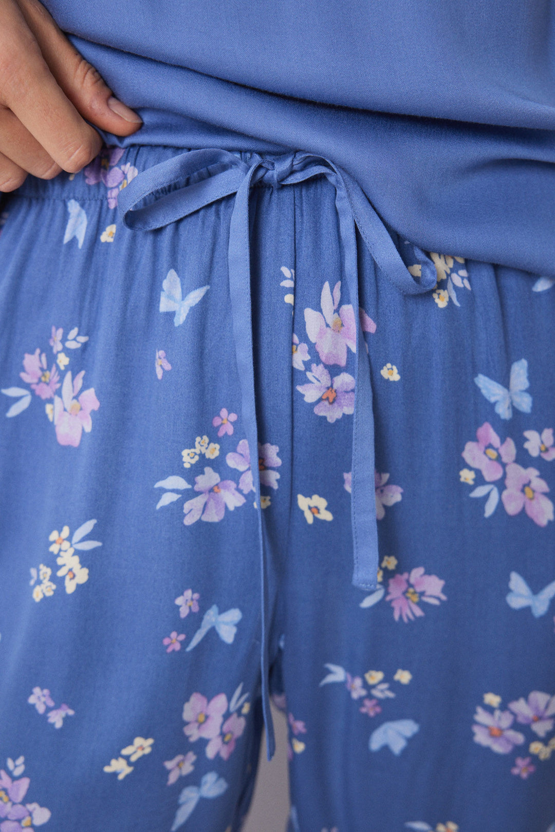 Capri soft touch pajamas with butterfly print - Light Blue