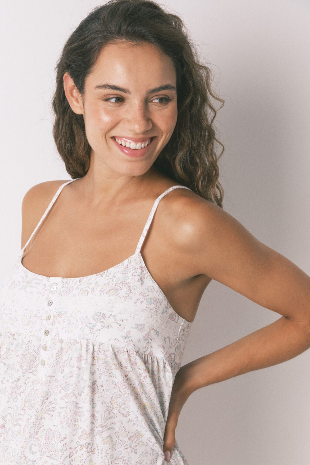 STRAPS SHORT NIGHTDRESS - Pink