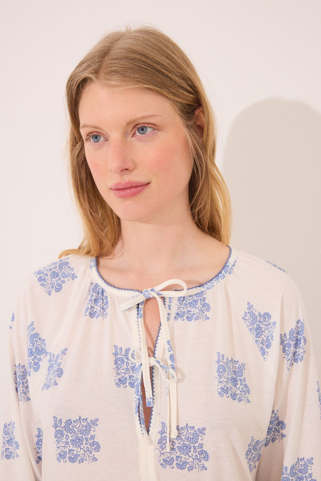 Long Sleeves Short Nightdress - Ivory