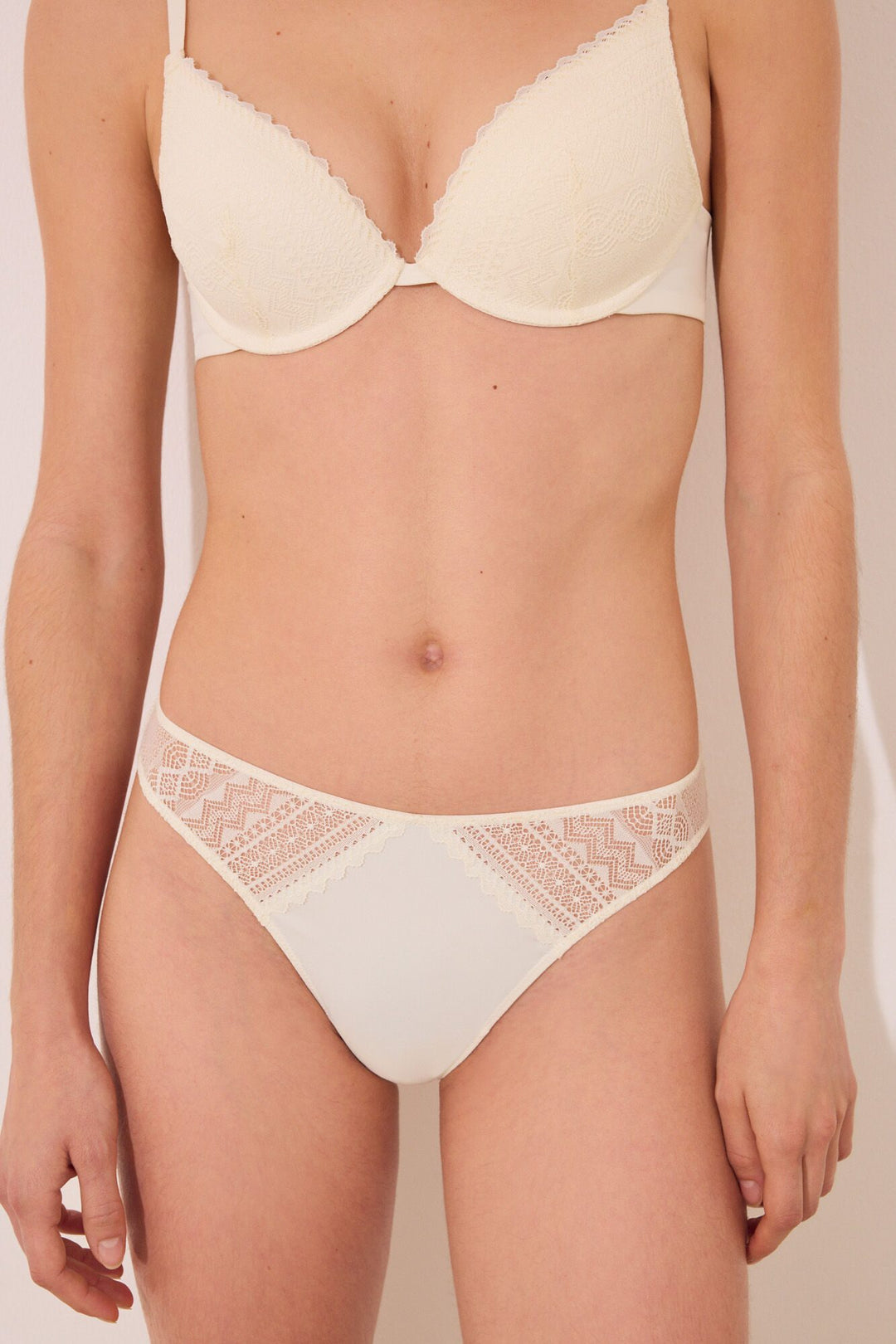 Hipster Brief - Ivory