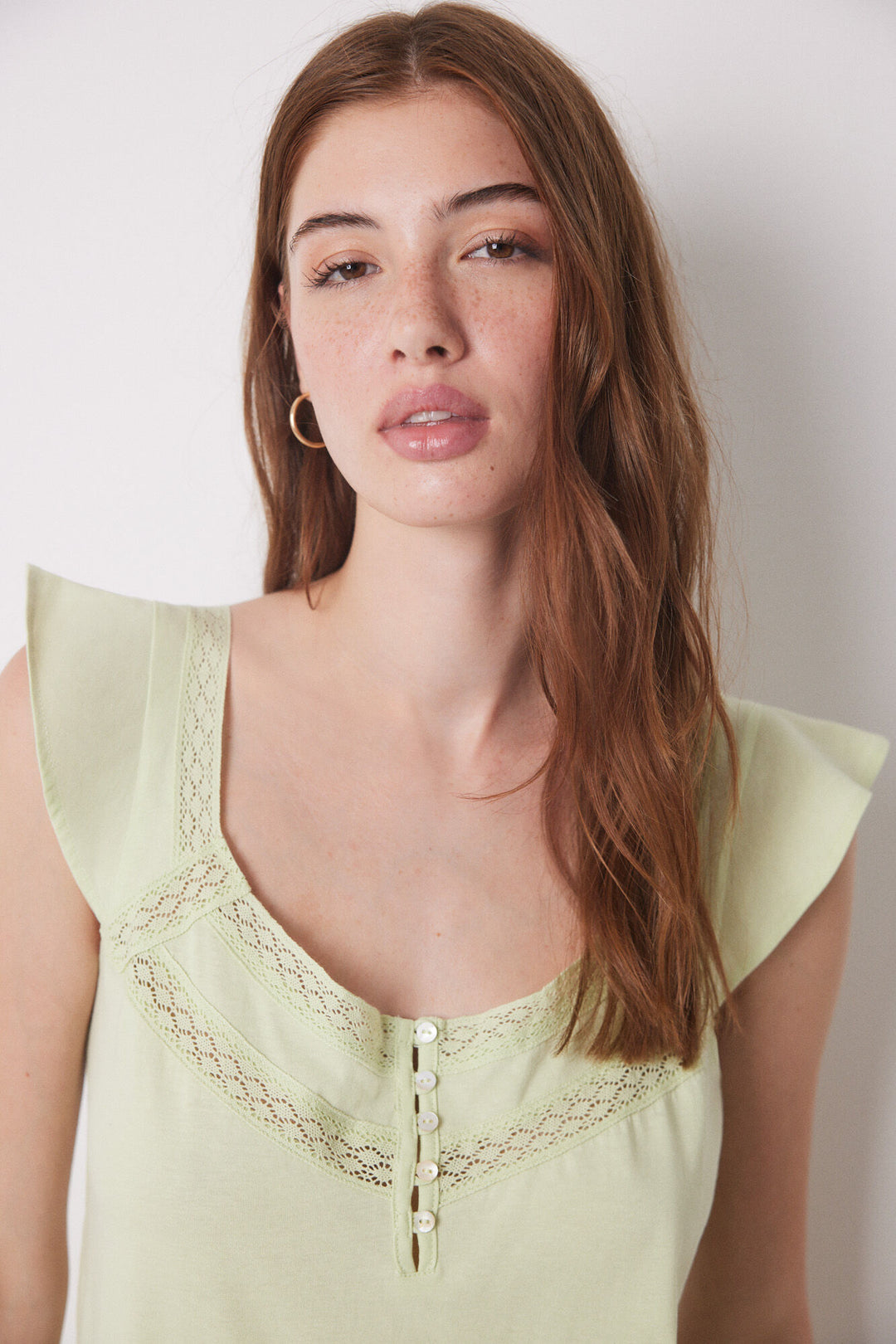 Short green nightgown with ruffles - Green