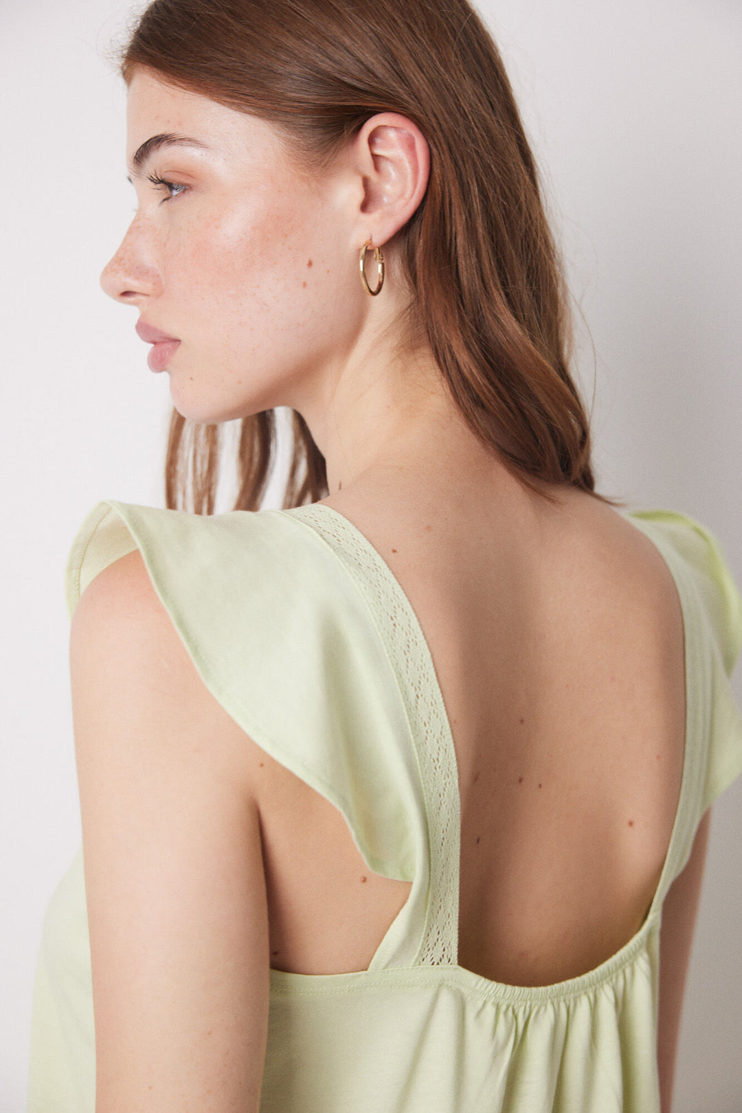 Short green nightgown with ruffles - Green