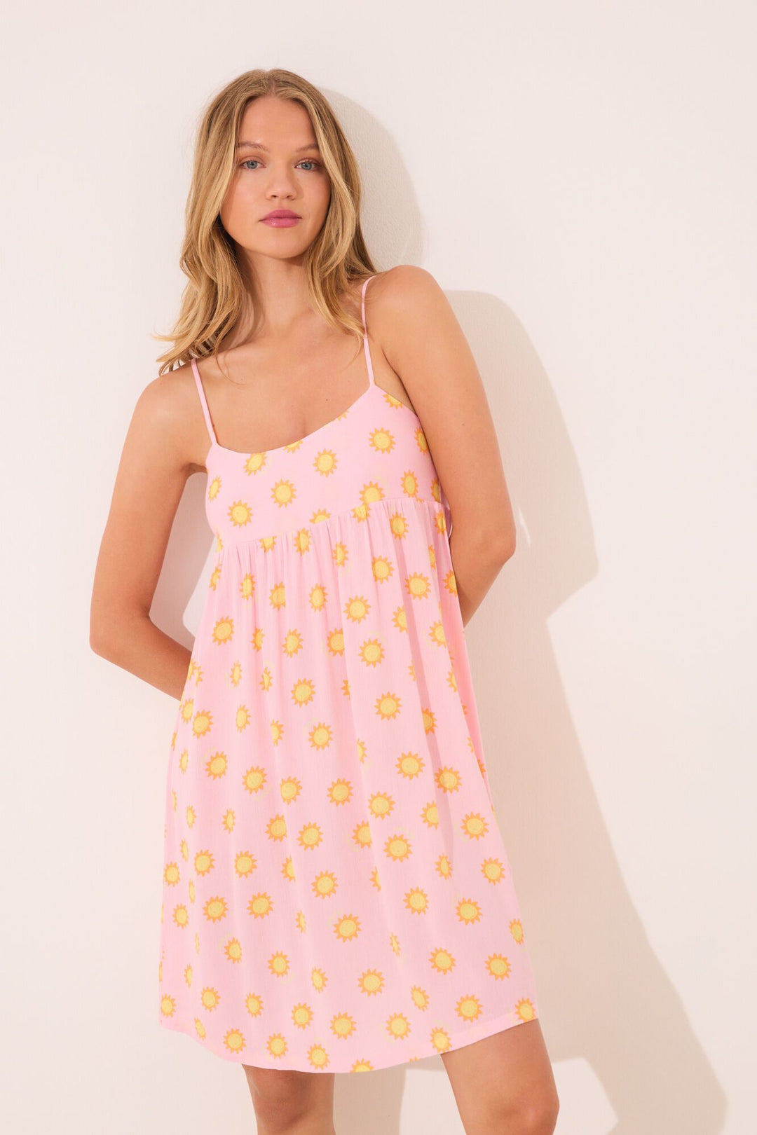 STRAPS SHORT NIGHTDRESS - Pink