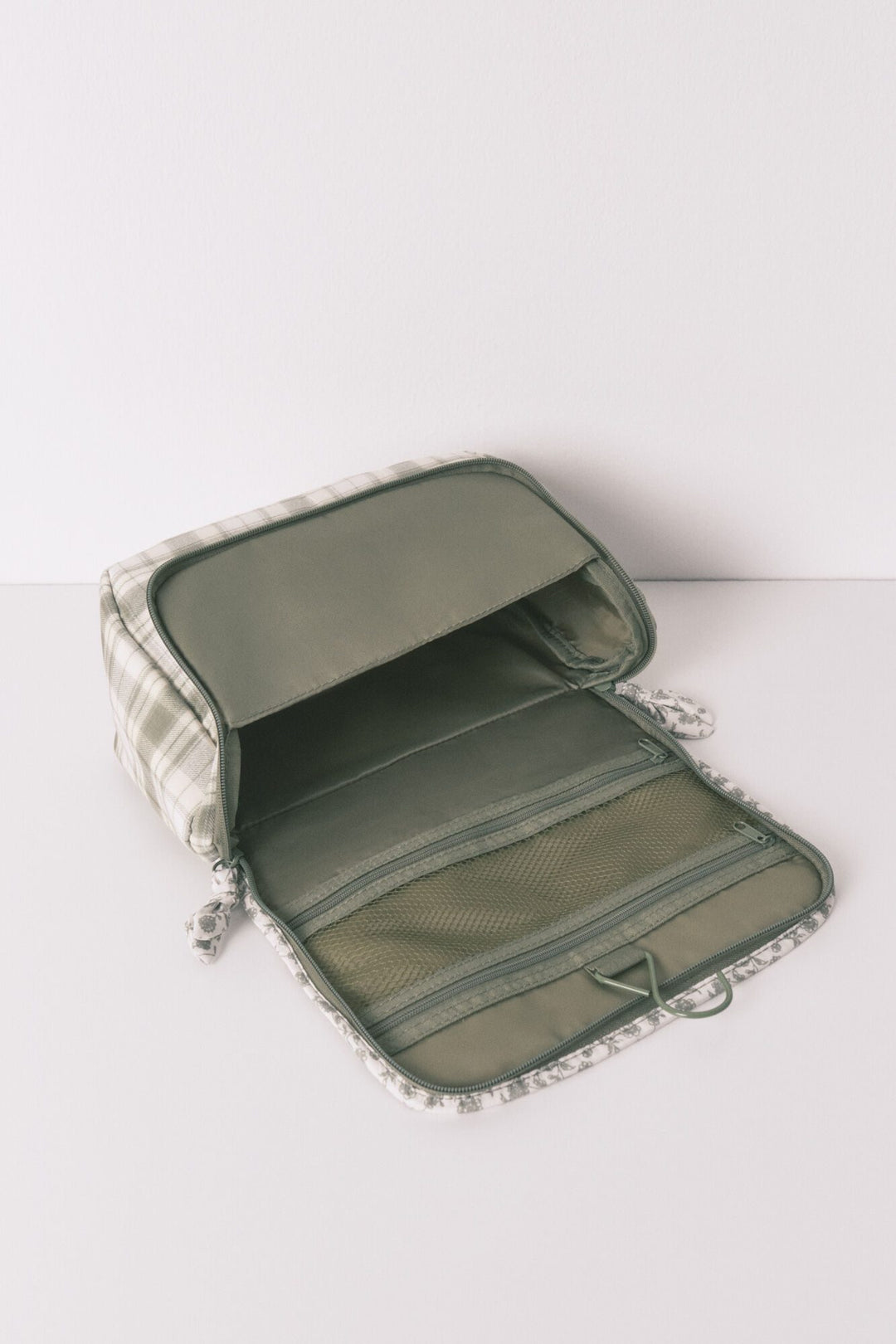 BIG VANITY CASE - Green Print