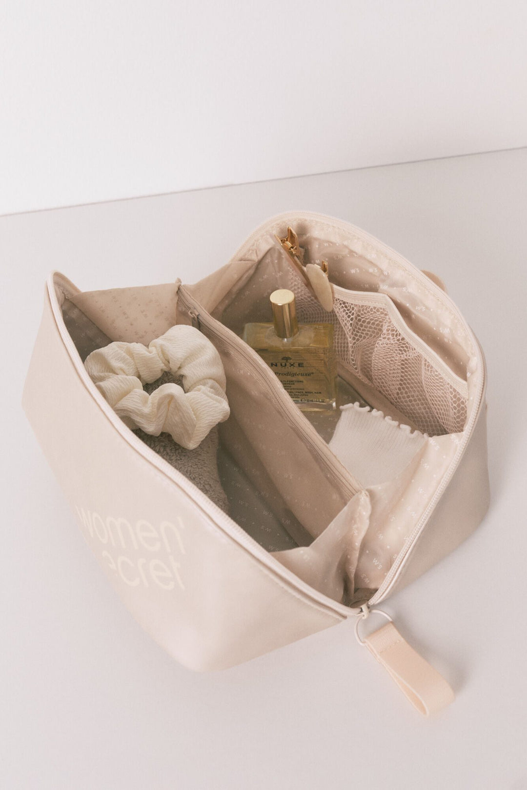 MEDIUM VANITY CASE - Ivory