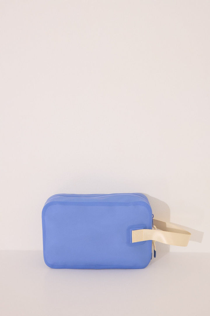 MEDIUM VANITY CASE - Medium Blue