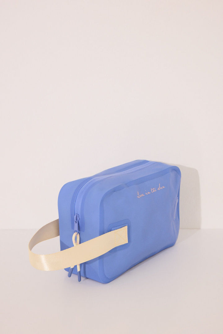 MEDIUM VANITY CASE - Medium Blue