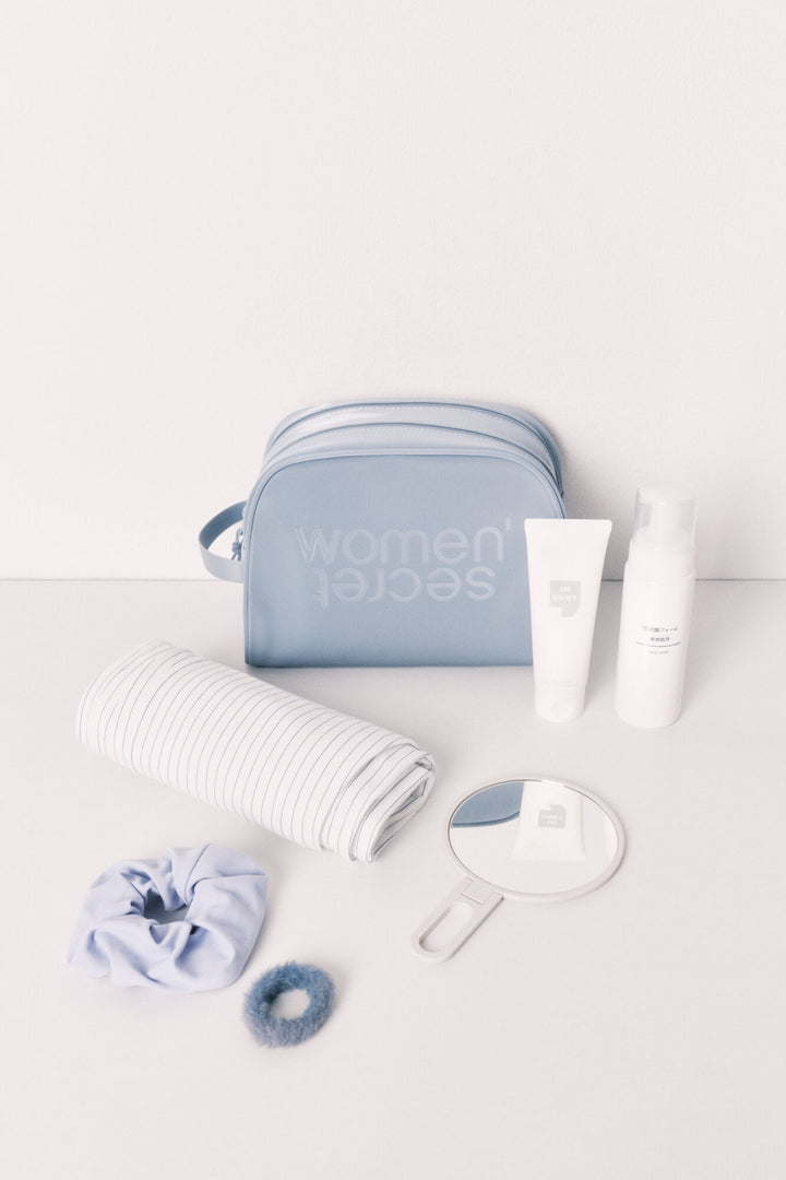 VANITY CASE - Light Blue
