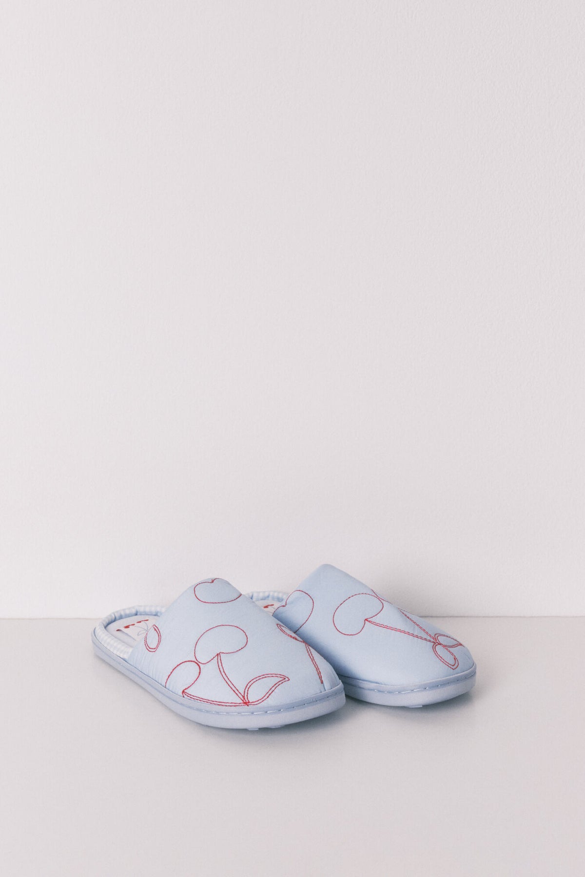SLIPPERS - Medium Blue