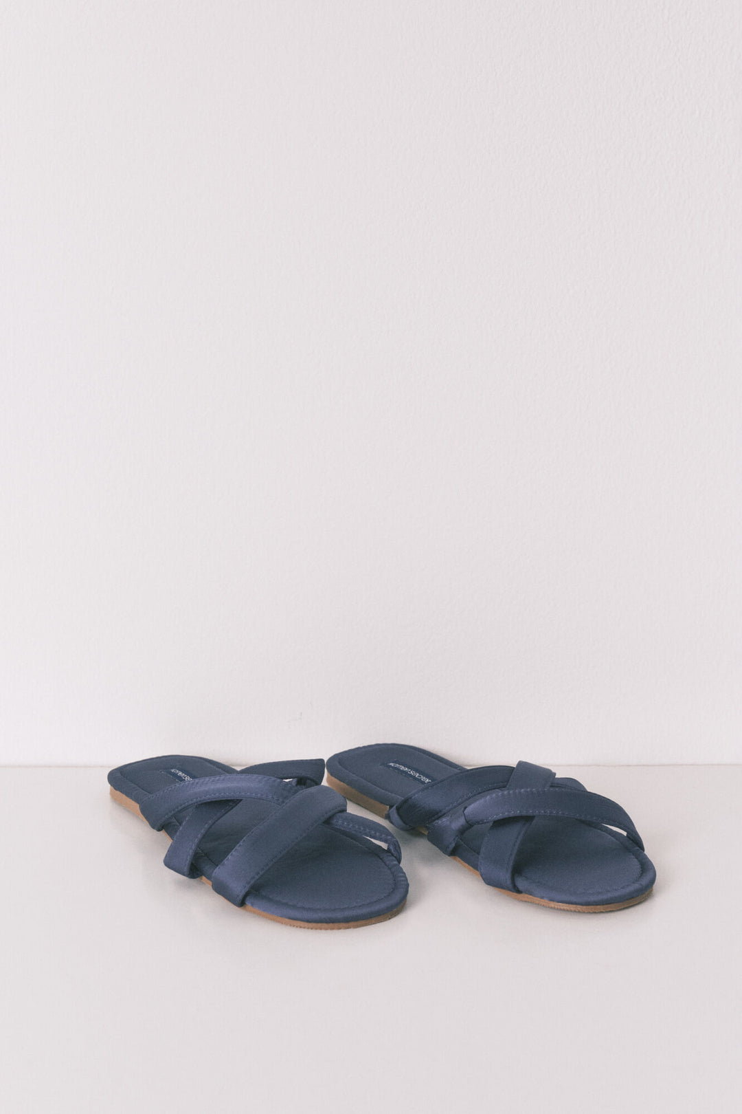 SLIPPERS - Light Blue