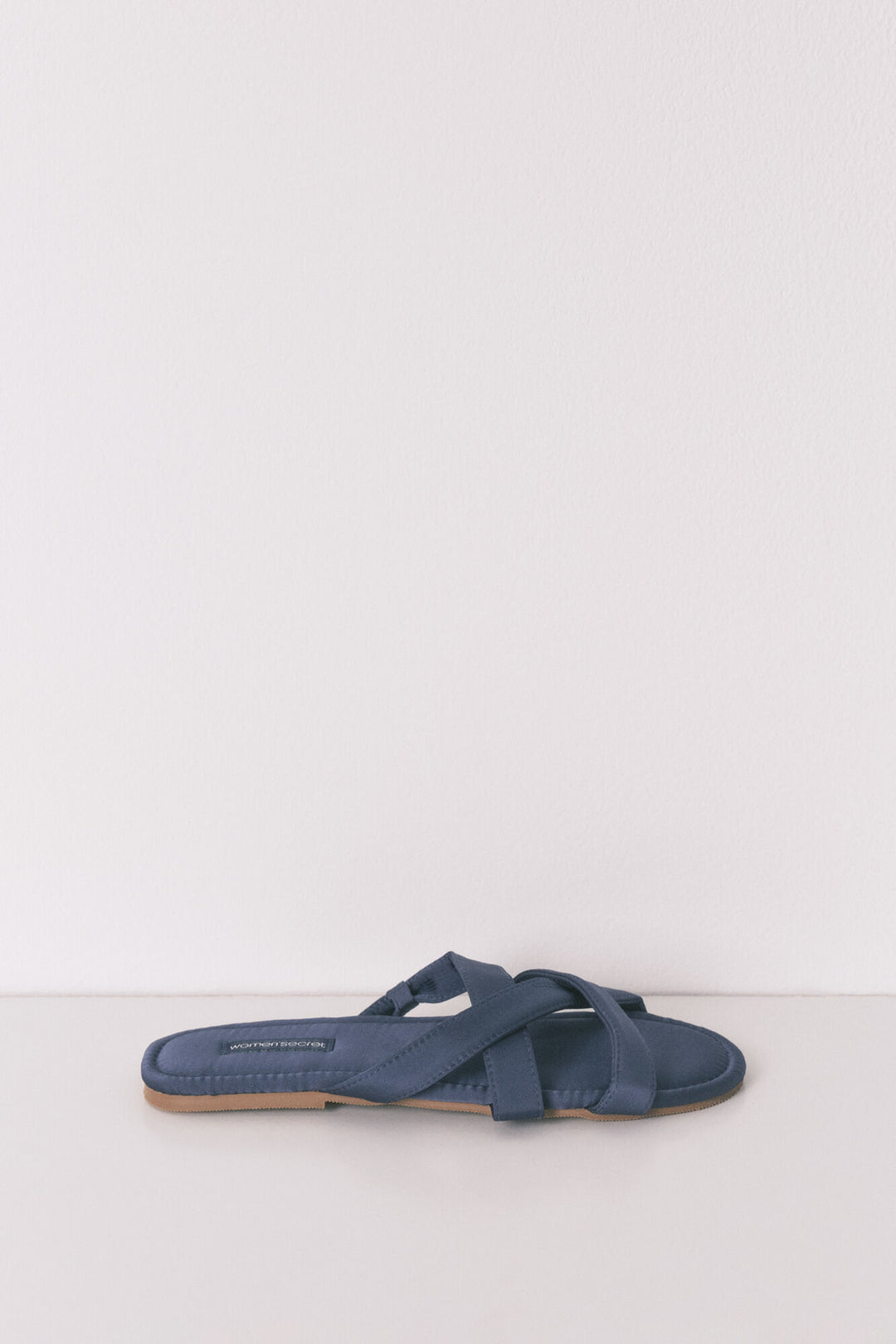 SLIPPERS - Light Blue