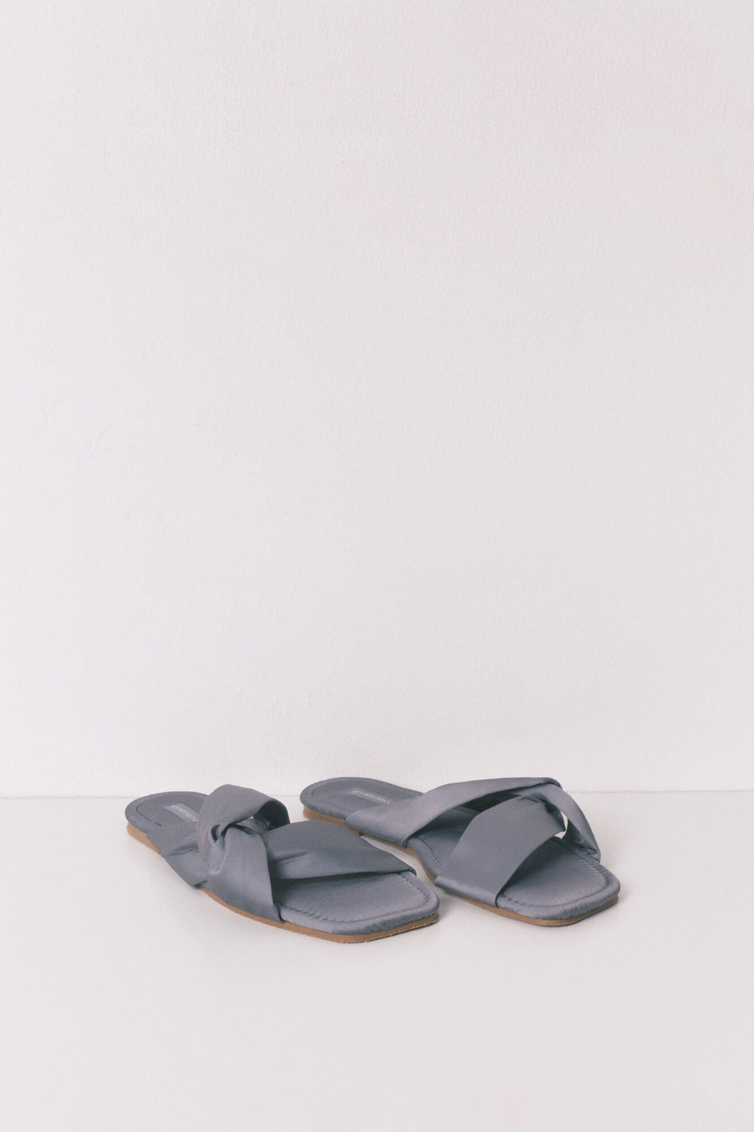 SLIPPERS - Dark Grey