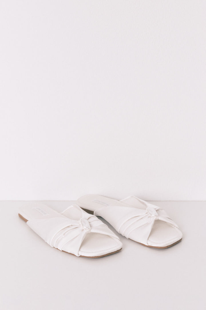 SLIPPERS - Ivory