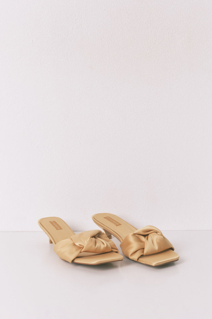 SHOES - Gold Mustard
