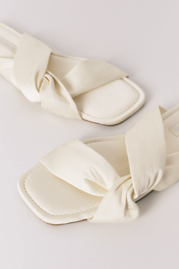 SLIPPERS - Yellow