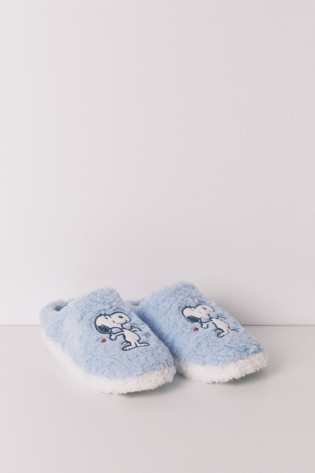 SLIPPERS - Medium Blue