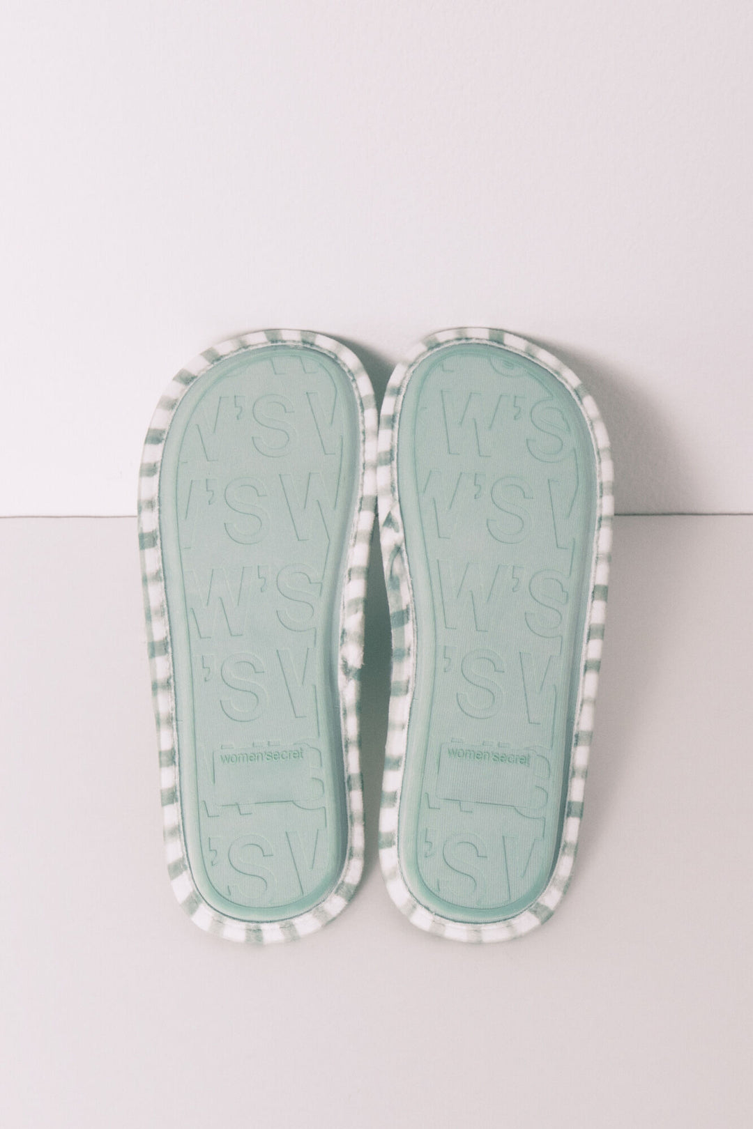 SLIPPERS - Green