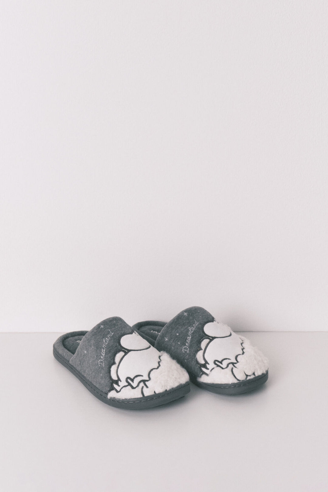 SLIPPERS - Charcoal Grey